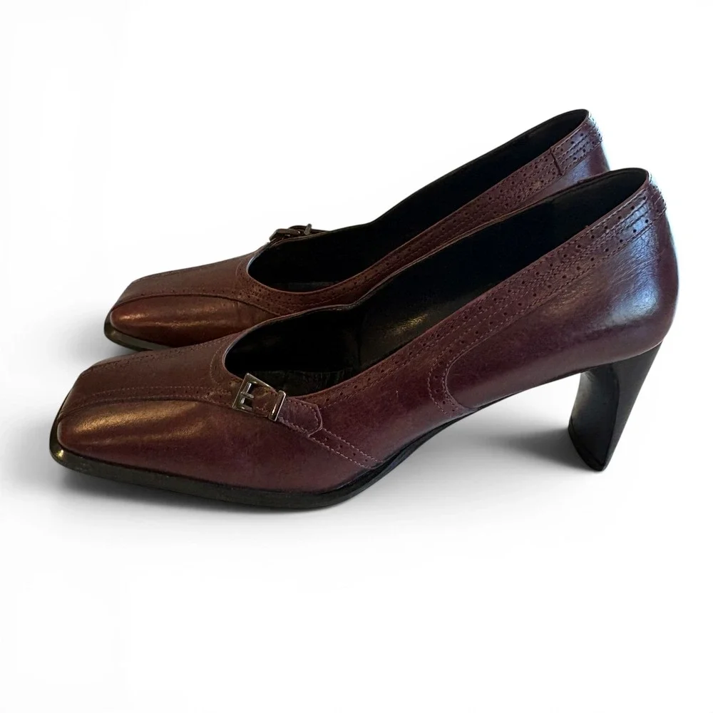 Cordani Italy Leather Heels Women 7.5 Burgundy Oxblood Pumps Buckle Comfort 37.5